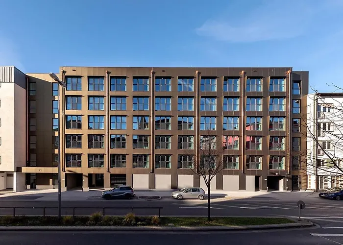 Greenstay Apartment *